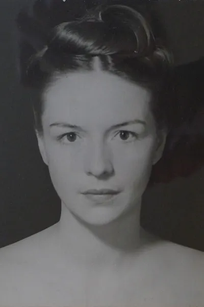 Screen Test [ST107]: Ruth Ford