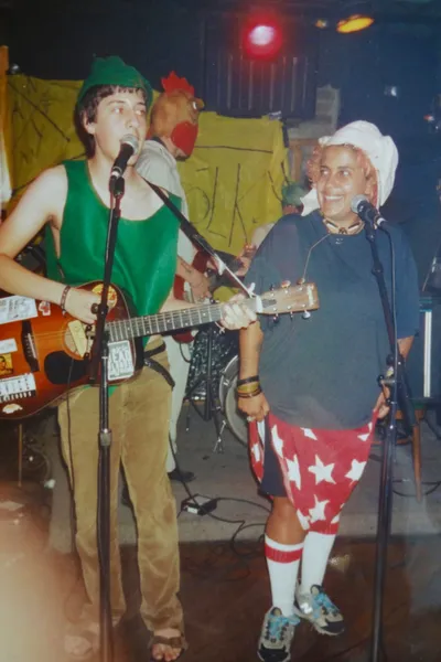 The Moldy Peaches Documentary