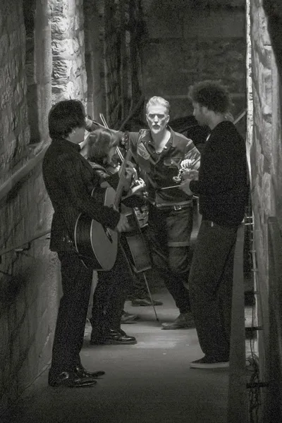 Queens of the Stone Age: Alive in Paris and Before