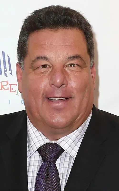 Steve Schirripa