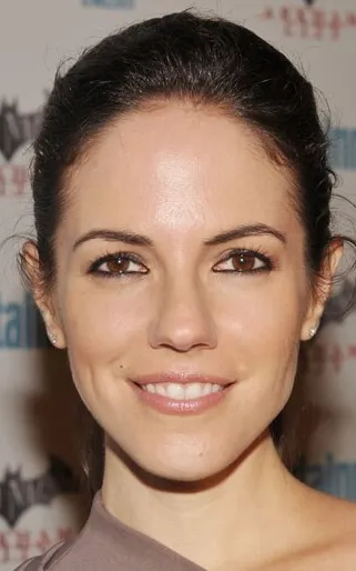 Anna Silk