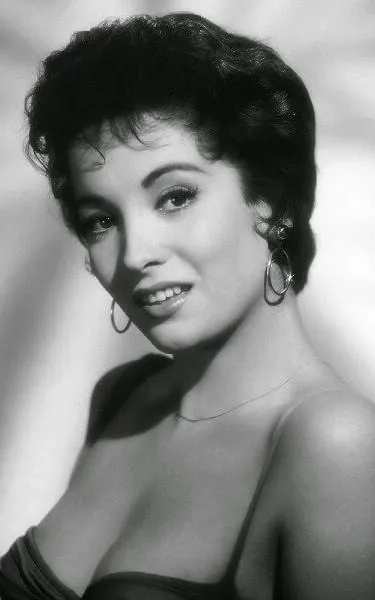 Linda Cristal