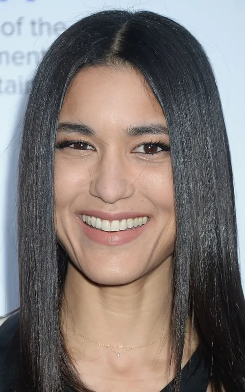 Julia Jones