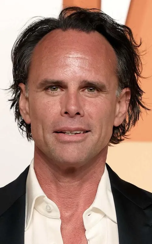 Walton Goggins