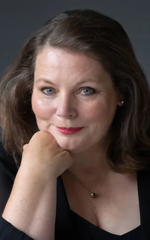 Joanna Scanlan