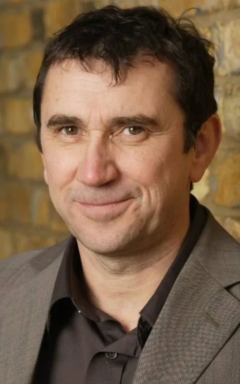 Phil Daniels