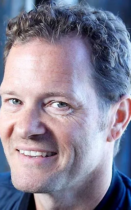 Claus Riis Østergaard