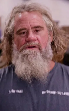 Michael 'Caveman' Pyle