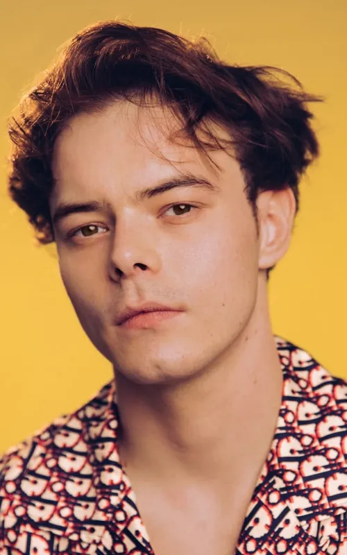 Charlie Heaton