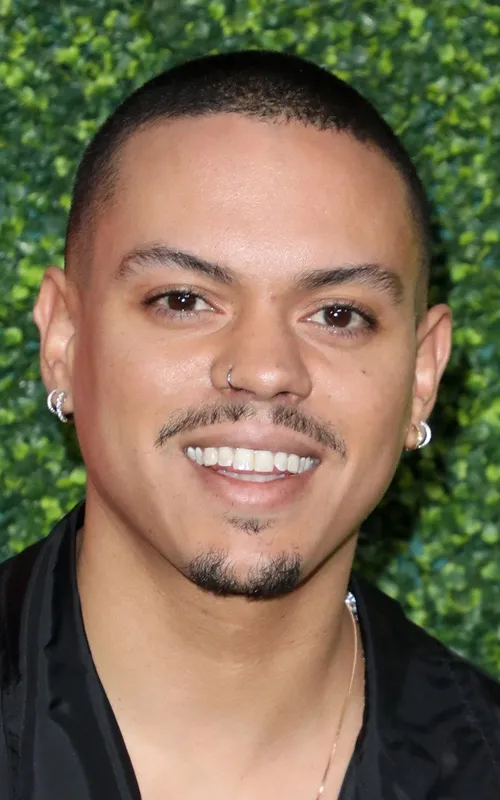 Evan Ross
