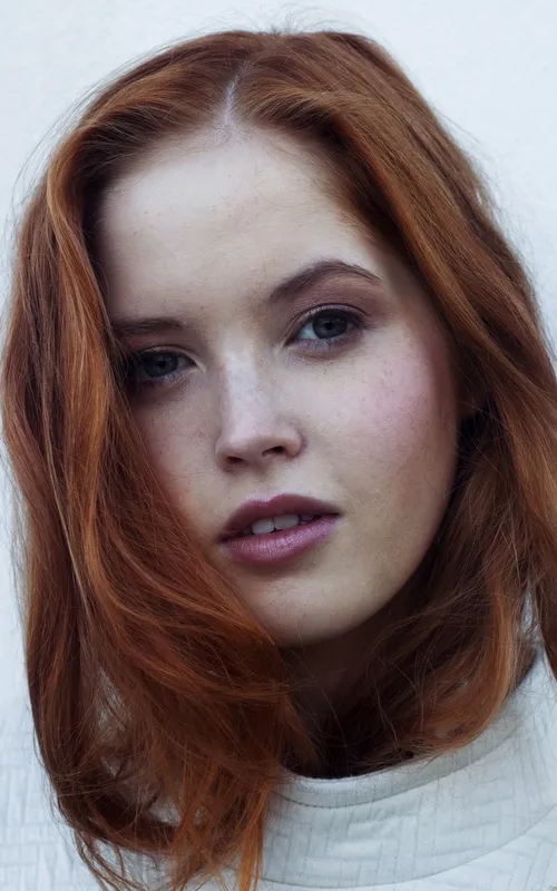 Ellie Bamber