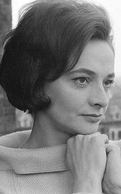 Jacqueline Hill