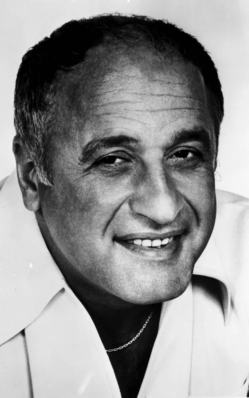 Vic Tayback
