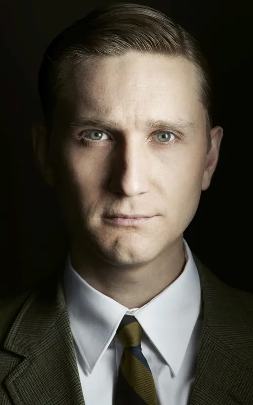 Aaron Staton