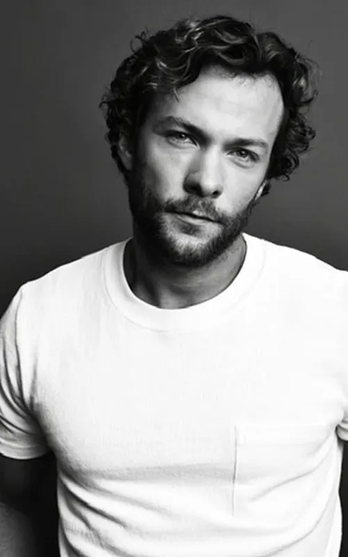 Kyle Schmid