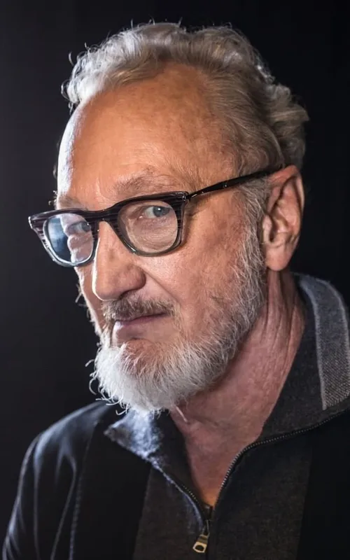 Robert Englund