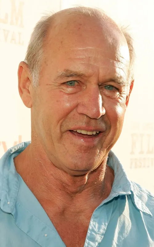 Geoffrey Lewis