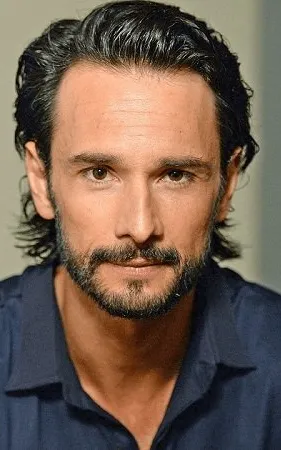 Rodrigo Santoro
