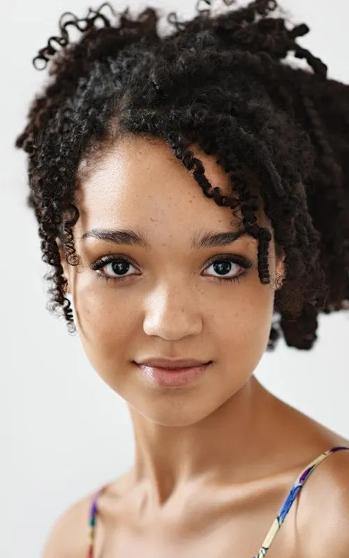 Aisha Dee