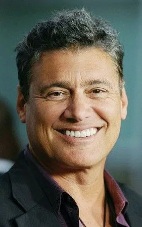 Steven Bauer