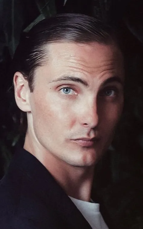 Eamon Farren