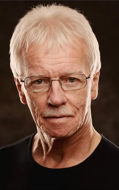 Patrick Carney Junior