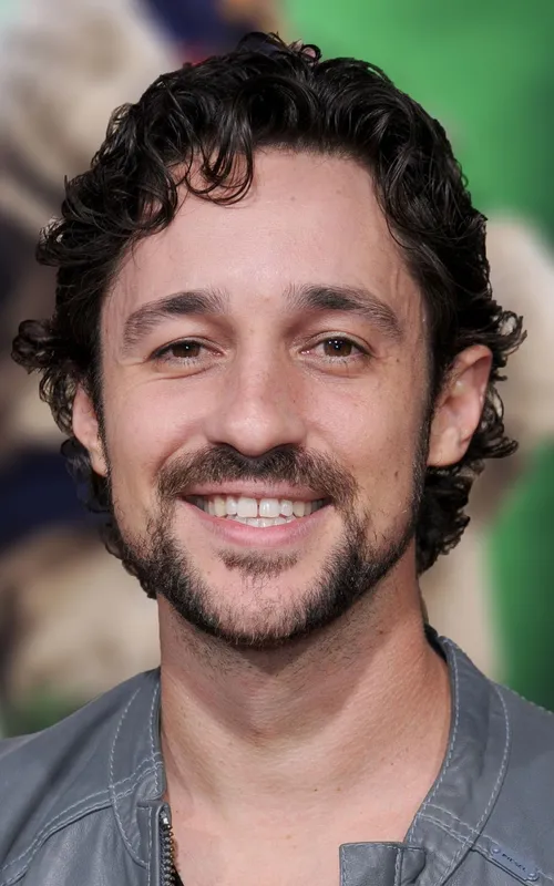Thomas Ian Nicholas