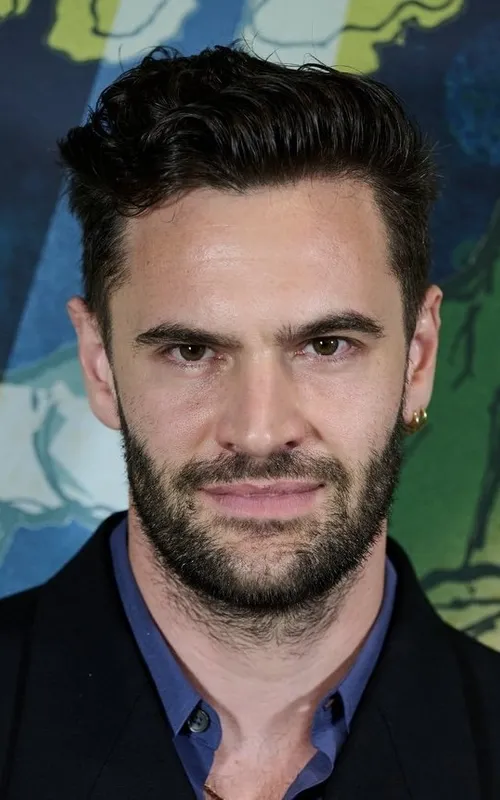 Tom Bateman