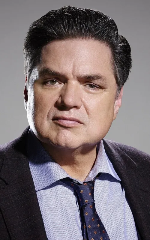 Oliver Platt