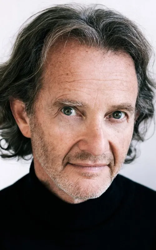 Anton Lesser