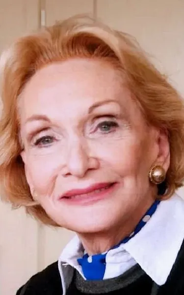Siân Phillips