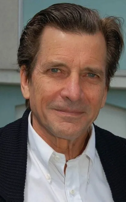 Dirk Benedict