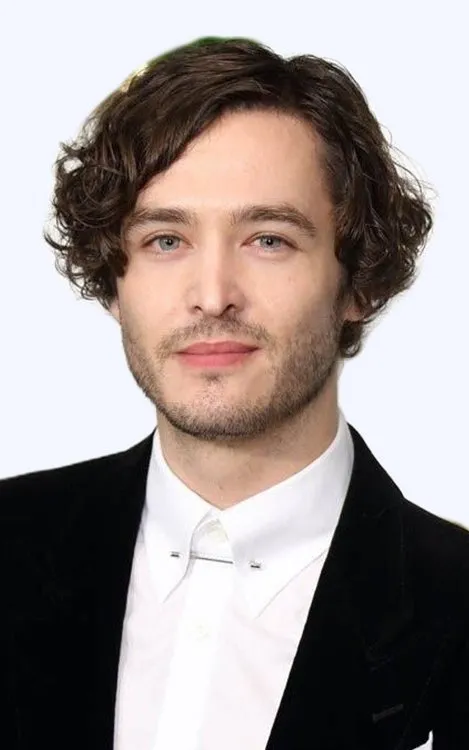 Alexander Vlahos