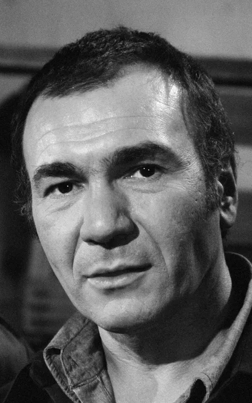 John Colicos