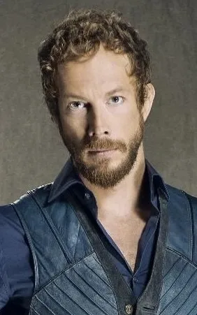 Kristen Holden-Ried