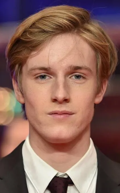 Louis Hofmann