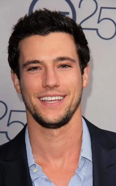 Drew Roy