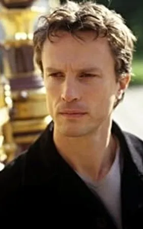 Jonathan Firth