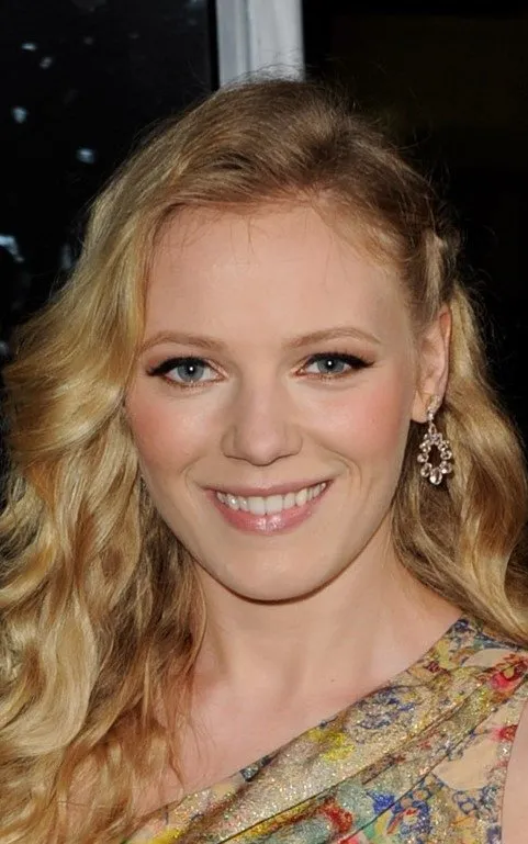 Emma Bell