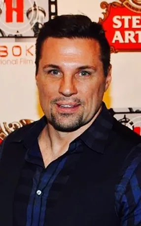 Christopher Stadulis