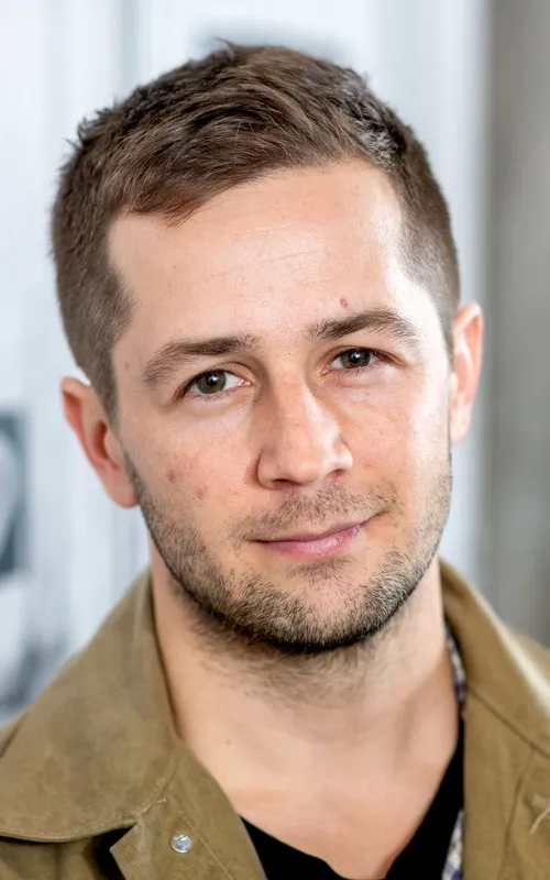Michael Angarano