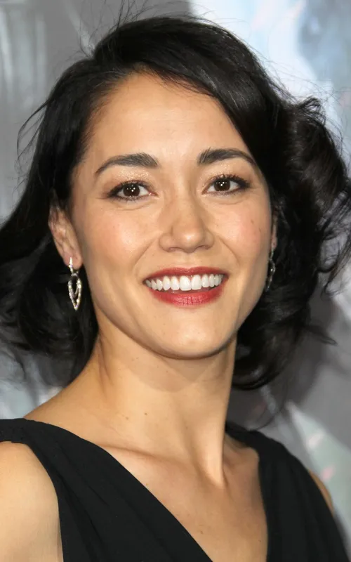 Sandrine Holt