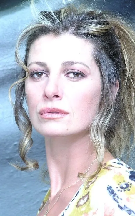 Loretta Rossi Stuart