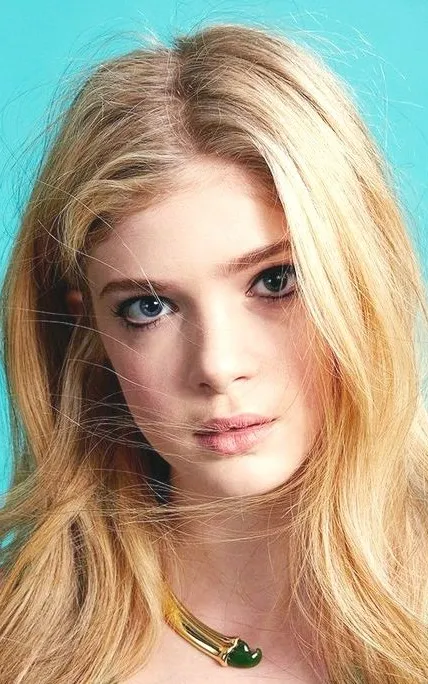 Elena Kampouris