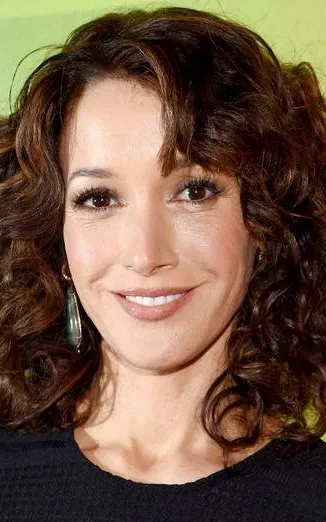 Jennifer Beals