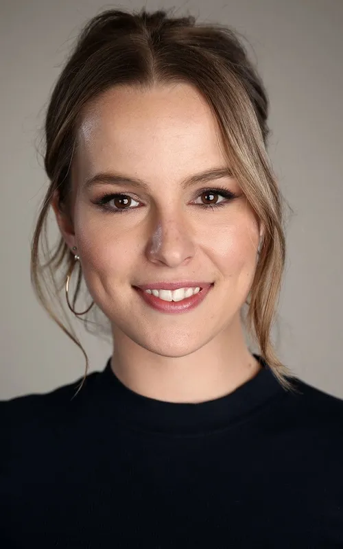 Bridgit Mendler