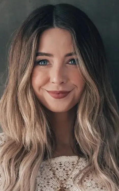 Zoë Sugg