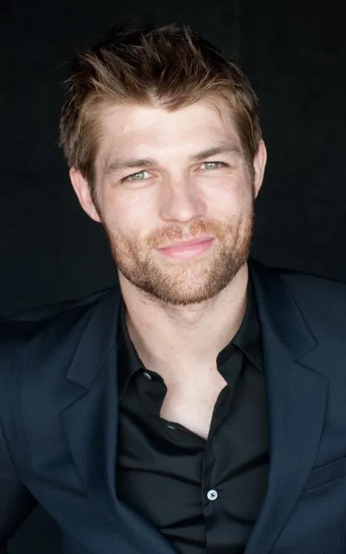 Liam McIntyre