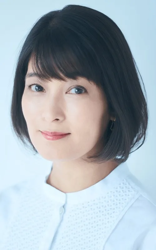 Ayako Kawasumi