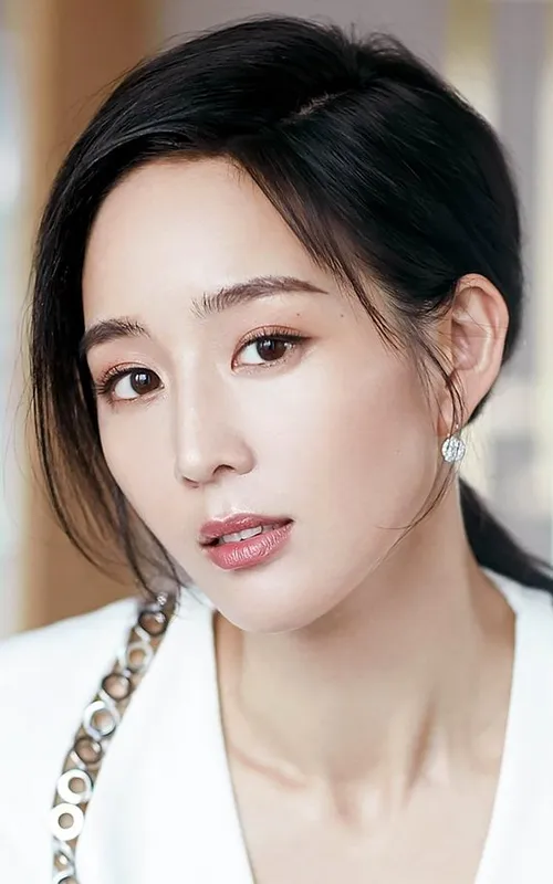 Janine Chang Chun-Ning
